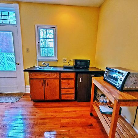 Point Breeze Guest House Питсбърг Екстериор снимка