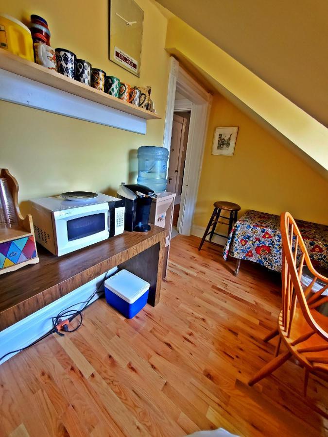 Point Breeze Guest House Питсбърг Екстериор снимка