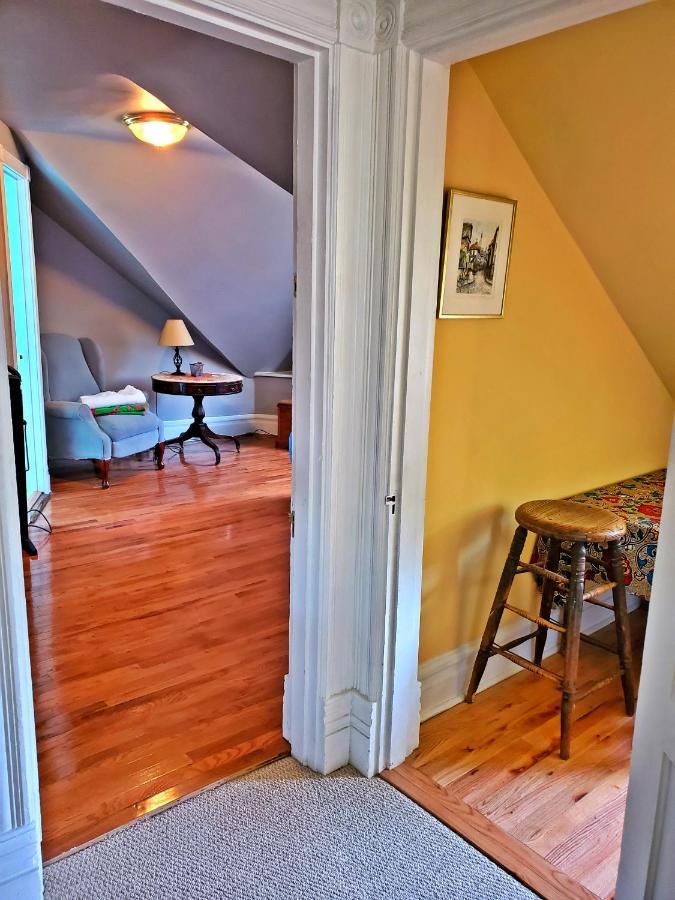 Point Breeze Guest House Питсбърг Екстериор снимка