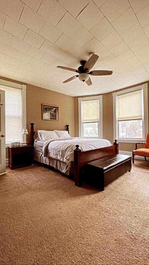 Point Breeze Guest House Питсбърг Екстериор снимка