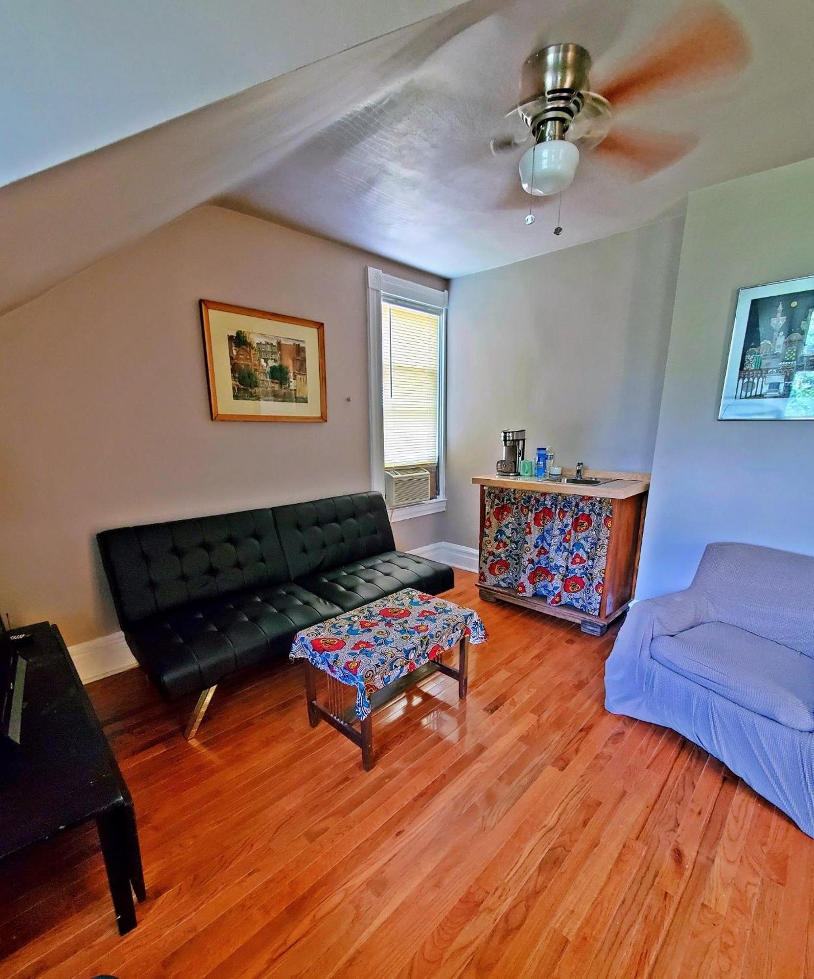 Point Breeze Guest House Питсбърг Екстериор снимка