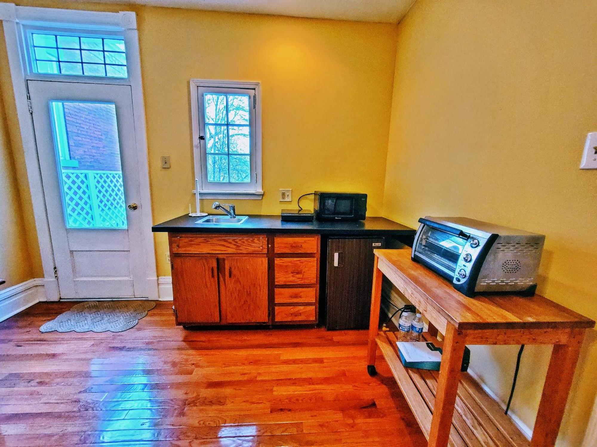 Point Breeze Guest House Питсбърг Екстериор снимка