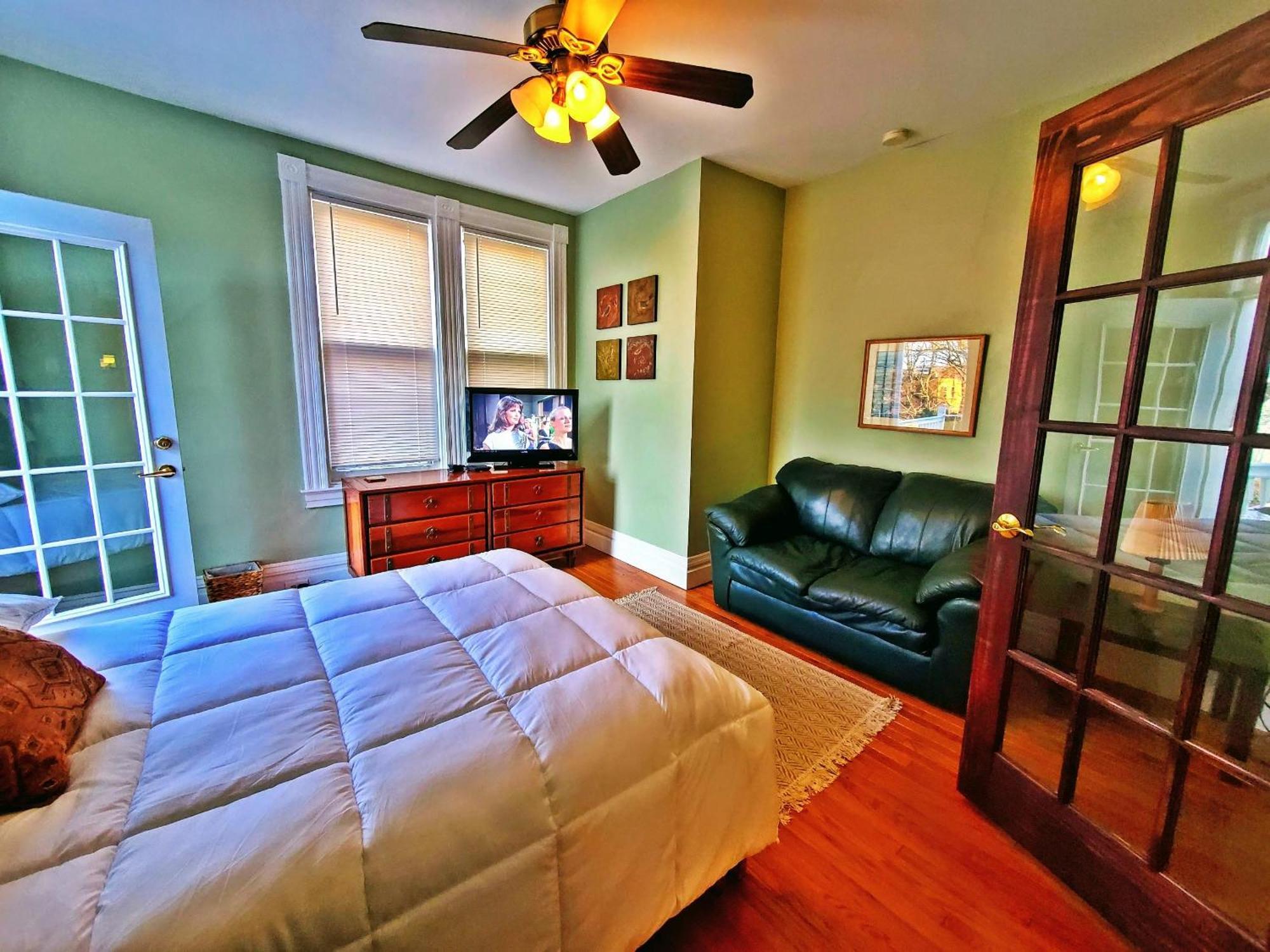 Point Breeze Guest House Питсбърг Екстериор снимка