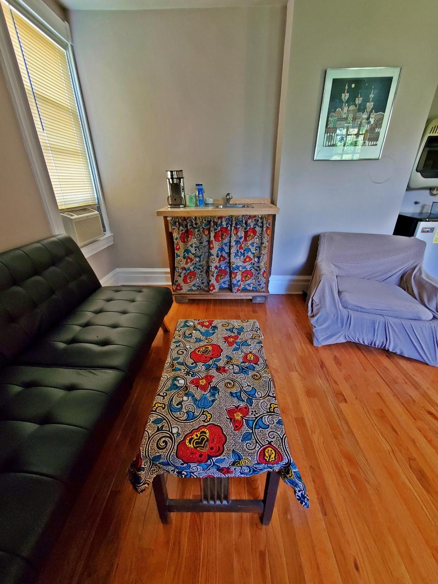 Point Breeze Guest House Питсбърг Стая снимка