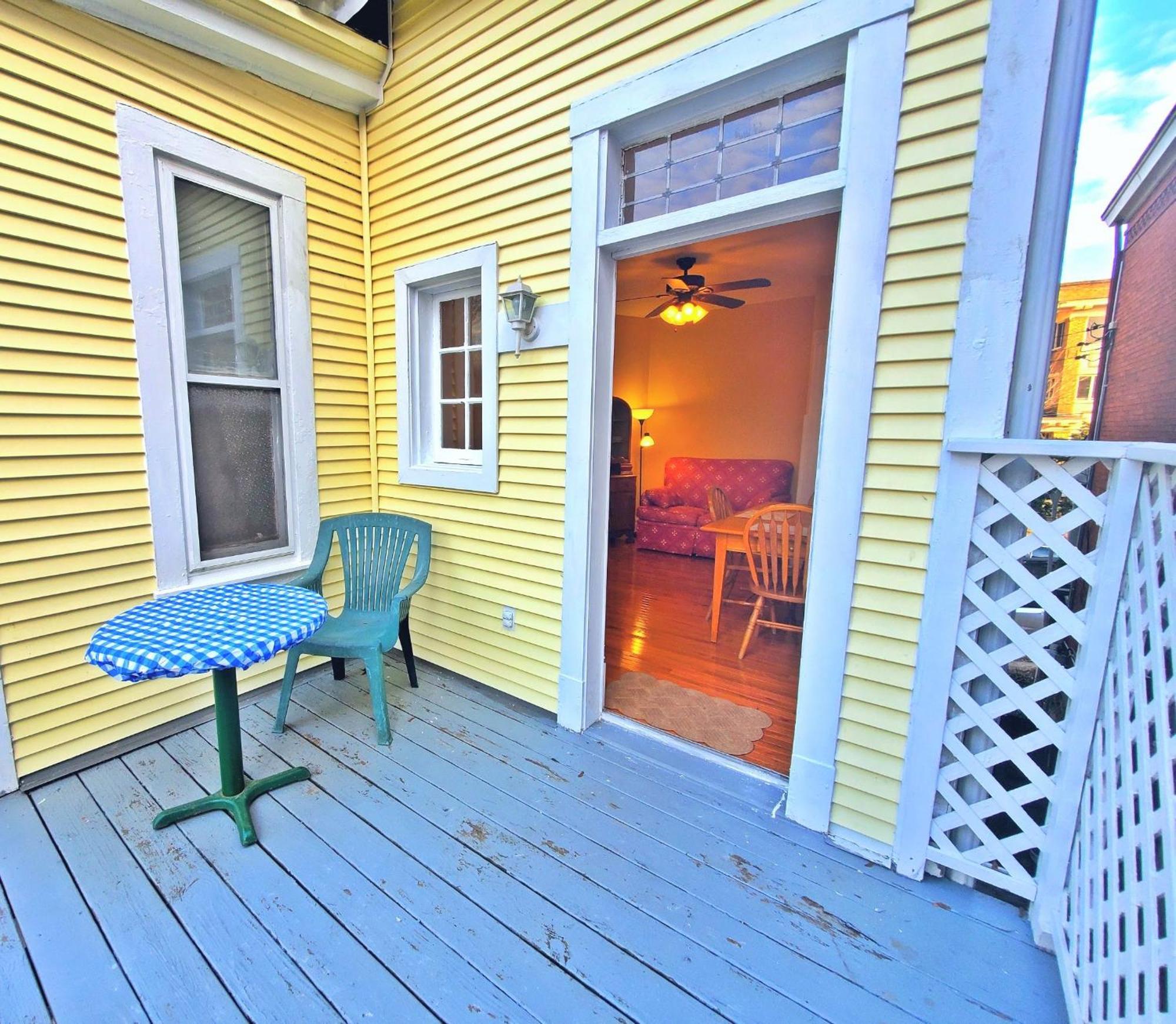 Point Breeze Guest House Питсбърг Стая снимка
